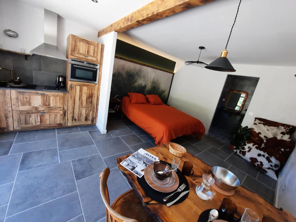 Bed and Breakfast Le Petit Begou Saint-Auban-d'Oze Exterior foto