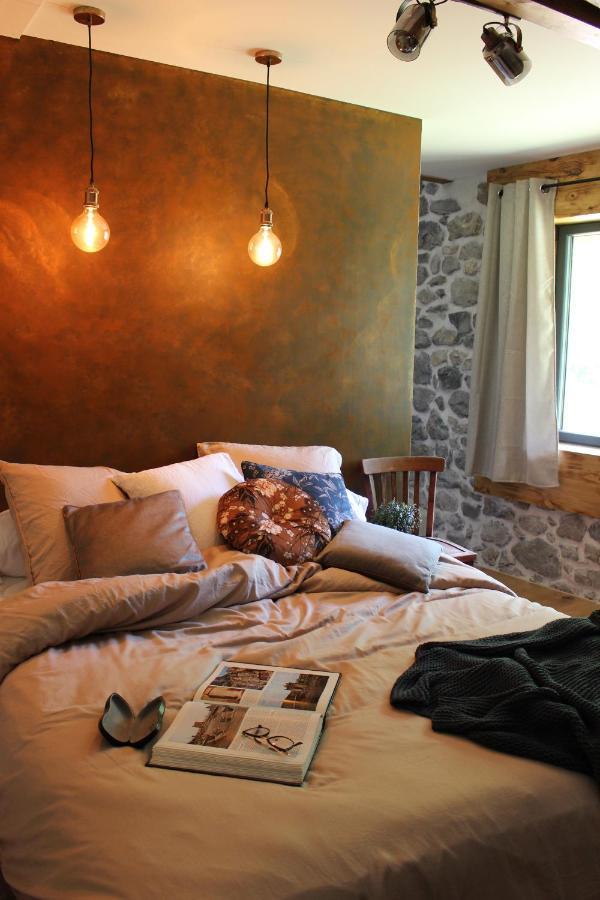 Bed and Breakfast Le Petit Begou Saint-Auban-d'Oze Exterior foto