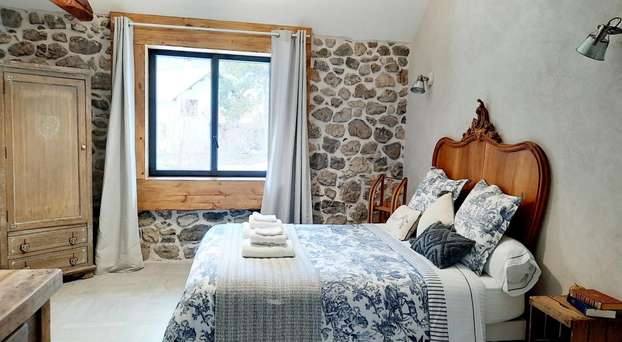 Bed and Breakfast Le Petit Begou Saint-Auban-d'Oze Exterior foto